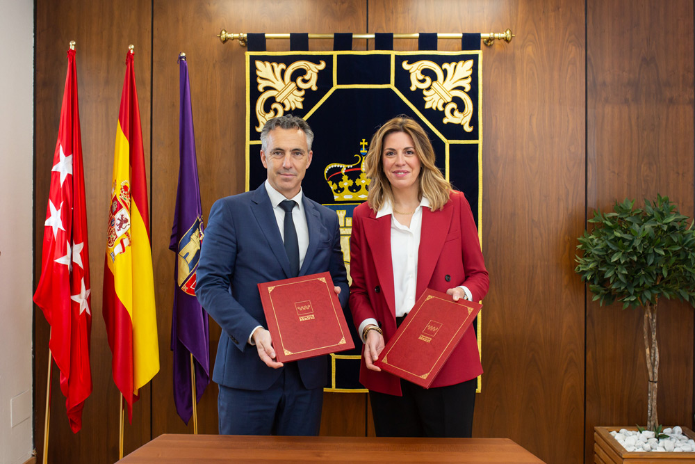 Firma convenio suelo