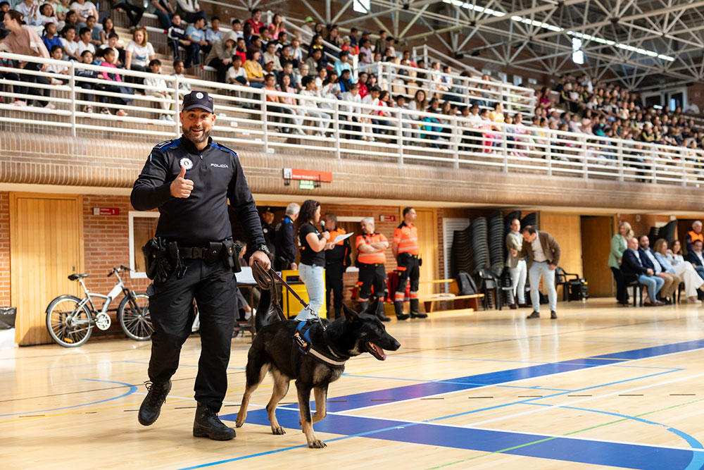 Exhibición unidades caninas policiales