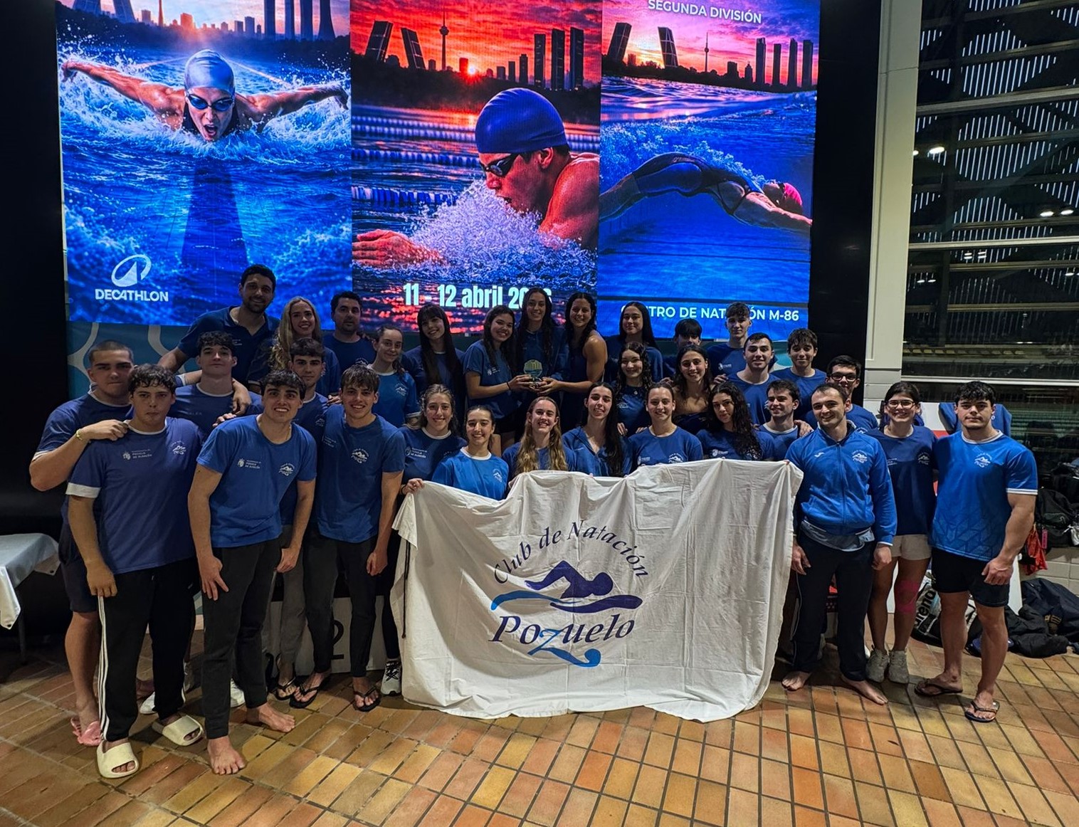 Las chicas del Club Natación Pozuelo, campeonas de la Copa de Madrid de Clubes de Primera División