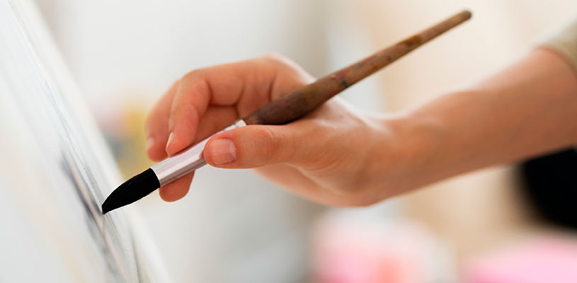 Cartel Exposición Mujeres artistas 2024