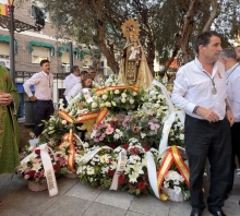 Ofrenda a la Virgen del Carmen