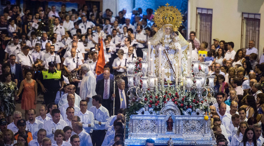Cientos de pozueleros acudieron a la procesión