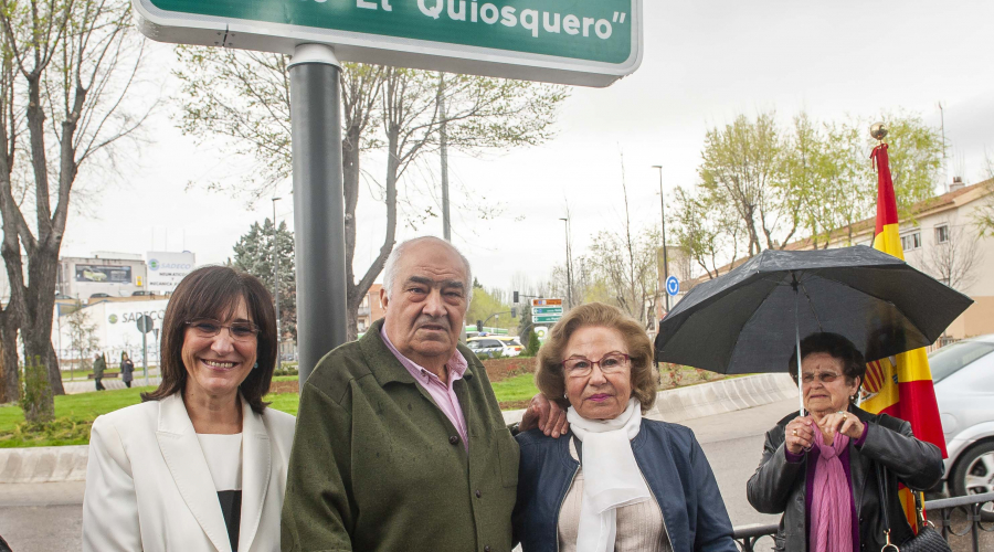 Inauguración de la rotonda Antoñito el Quiosquero