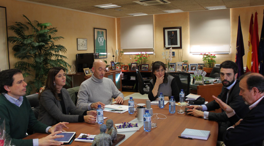 Reunión con los representantes del Colegio Los Ángeles