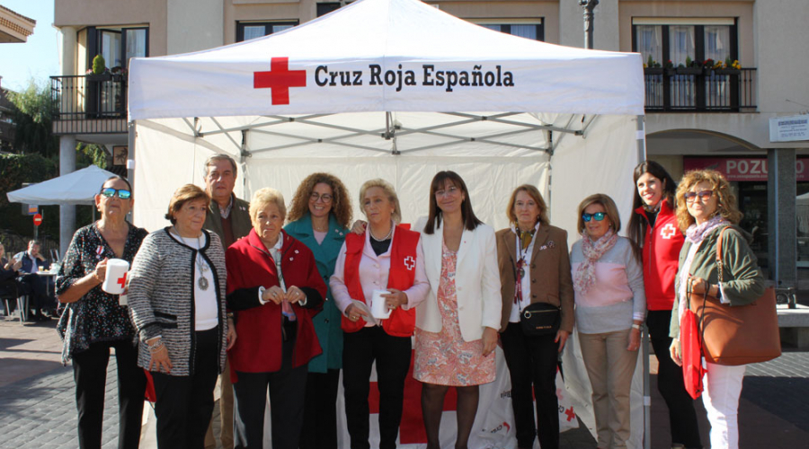 Susana Pérez Quislant en el Día de la Banderita