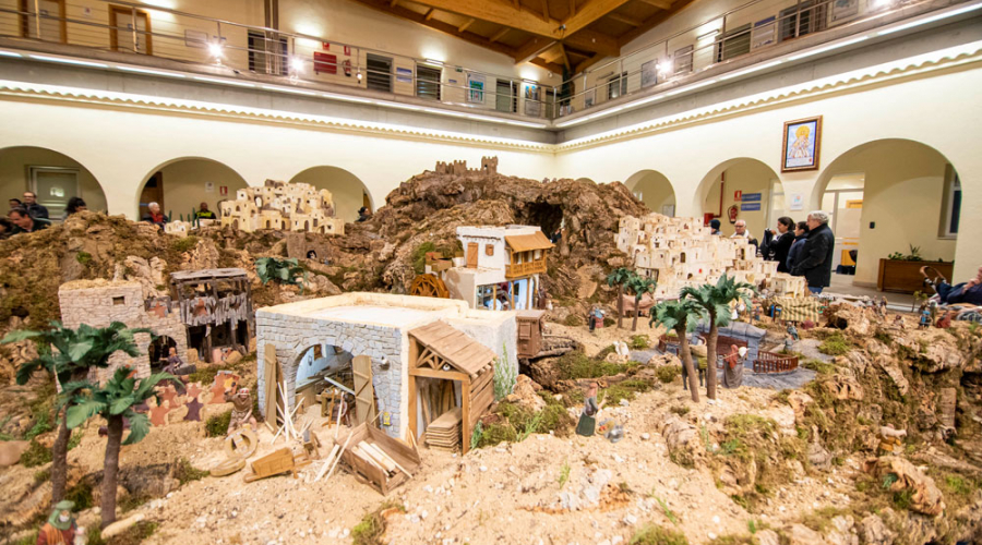 Belén instalado en el Ayuntamiento de Pozuelo de Alarcón