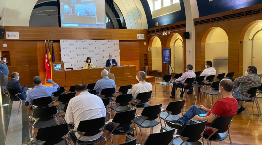 Reunión con los hosteleros