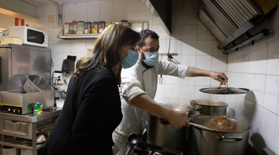 Susana Pérez Quislant visita uno de los restaurantes participantes en Pozuelo de Cuchara