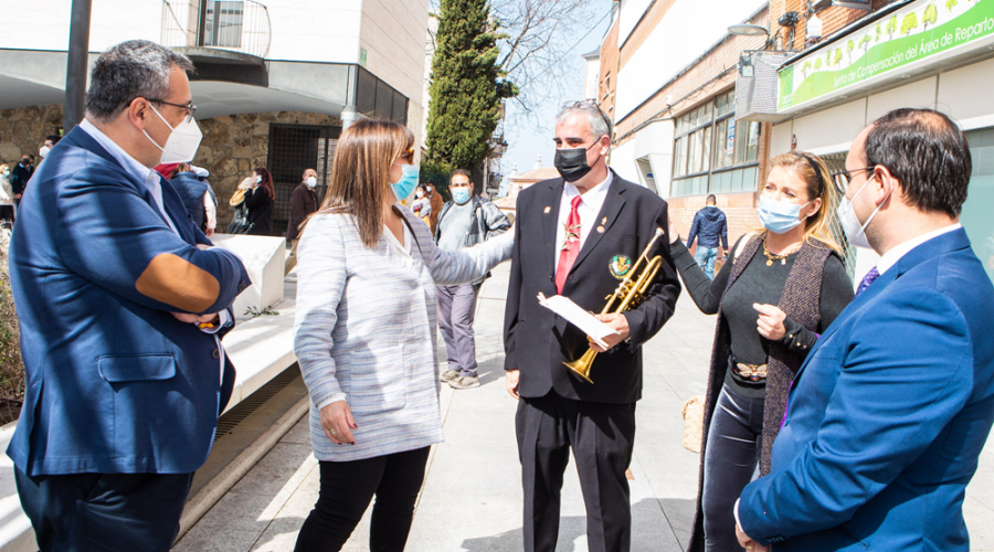 La alcaldesa asiste al concierto de las marchas procesionales de La Lira de Pozuelo