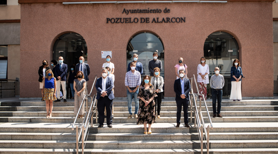 Minuto de silencio a las puertas del Ayuntamiento