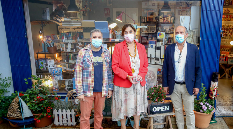 Visita Librería Cuento de Papel