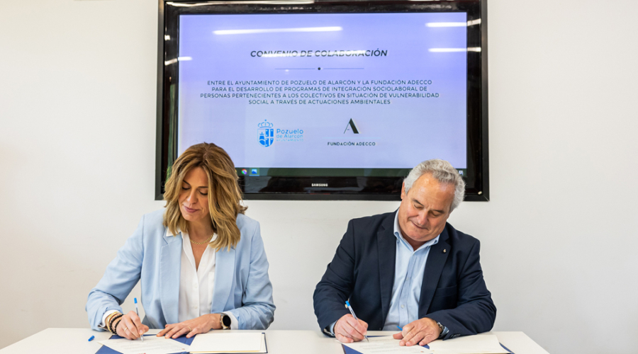 Convenio Adecco plantación parque