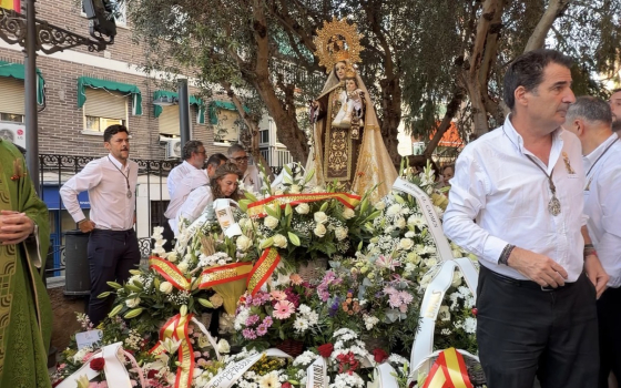 Ofrenda a la Virgen del Carmen