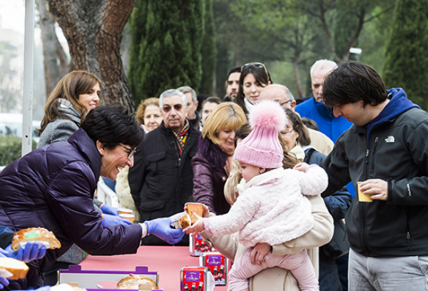 Reparto de roscón de Reyes