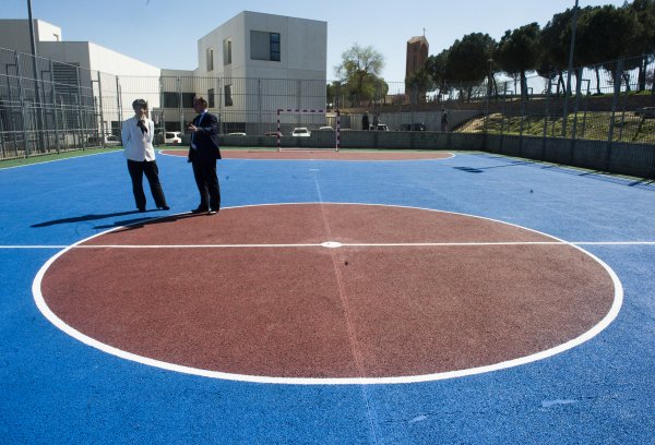 La alcaldesa y el concejal de deportes en el Cerro de los Perdigones