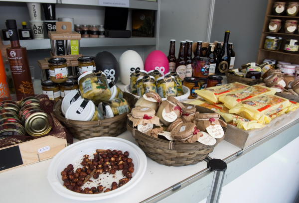 Uno de los puestos de la Feria del Comercio