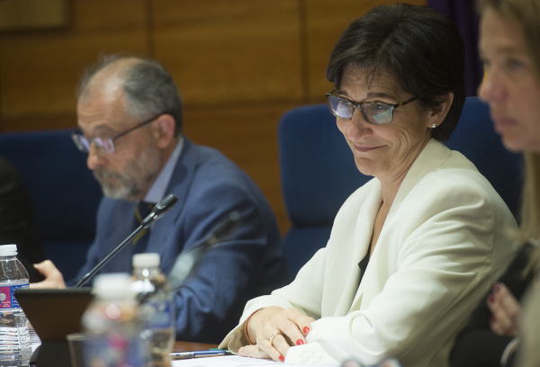 La alcaldesa en la sesión plenaria de mayo