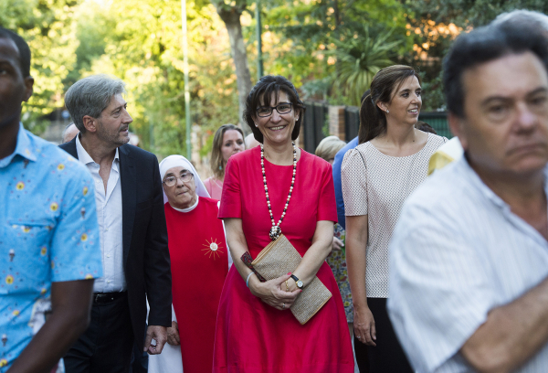 Un momento de la procesión de la Colonia de los Ángeles