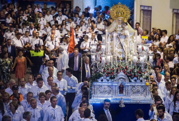 Cientos de pozueleros acudieron a la procesión