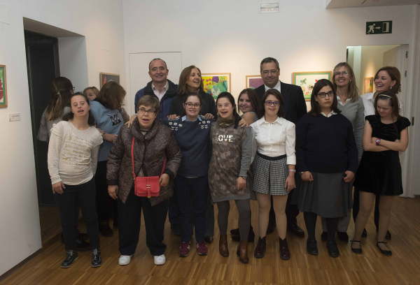 Exposición Pinceles para la inclusión de Pozuelo de Alarcón