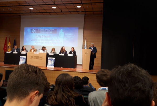 Clausura torneo debate