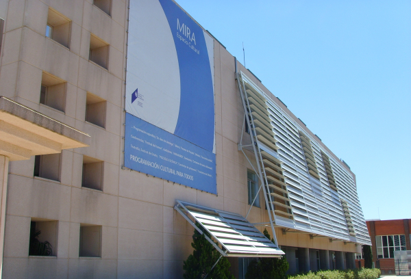 EN la imagen el Espacio Cultural MIRA