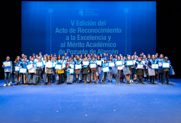 Entrega premios excelencia