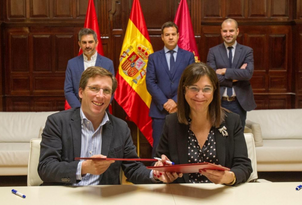 Momento de la firma del convenio