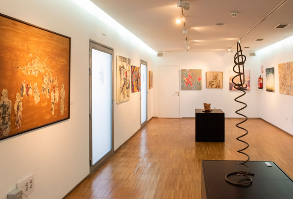 Exposición de Mujeres Artistas