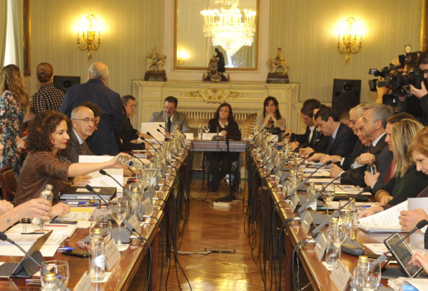 La alcaldesa participa en la reunión con la Ministra de Hacienda en la que se le reclama la devolución del IVA de 2017 a los Ayuntamientos 