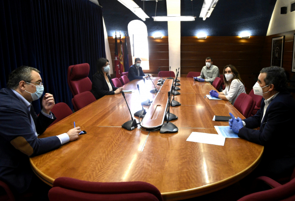 Reunión con empresarios