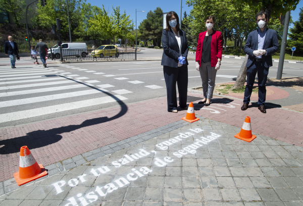 Frase en un paso de cebra de pozuelo