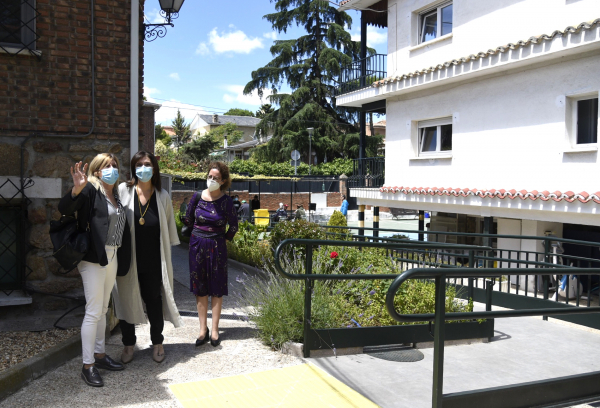 Encuentro directora Afanias