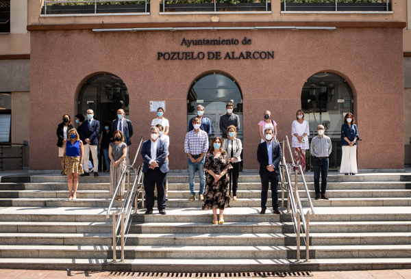 Minuto de silencio a las puertas del Ayuntamiento