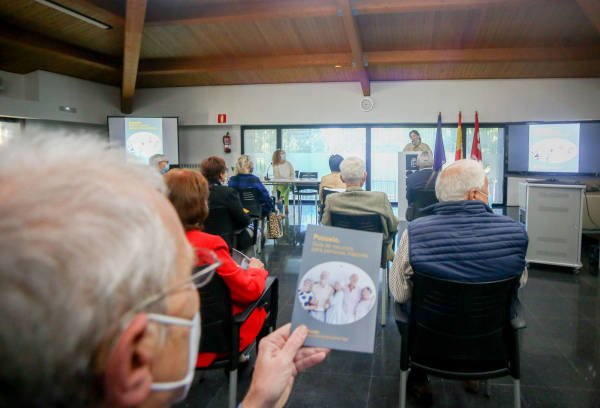 Presentación Guia Mayores