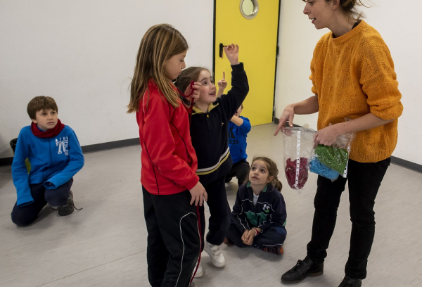 Escuela de creatividad y artes escénicas