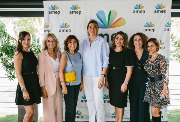 Reunión alcaldesa con asociación de mujeres