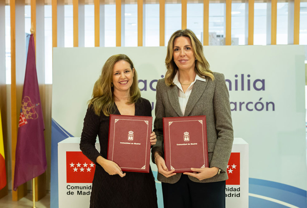 Firma del convenio para el Servicio de Atención Adicciones tecnológicas