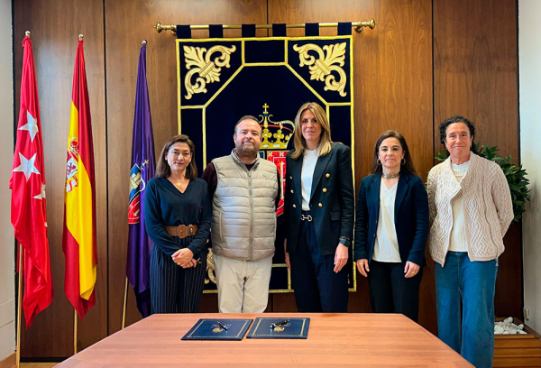 Firma de convenio Familias numerosas